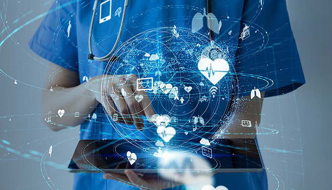Interoperabilität und die Fördertatbestände des KHZG - so erreichen Krankenhäuser nahtlose Datenflüsse.